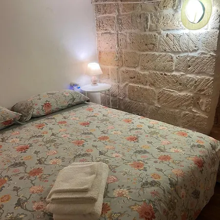 Milura Apartment *